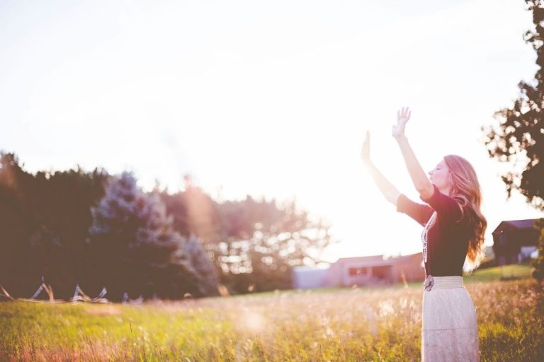 7 Simple Ways to Show Your Love for God